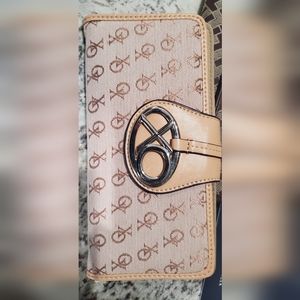 XoXo Wallet